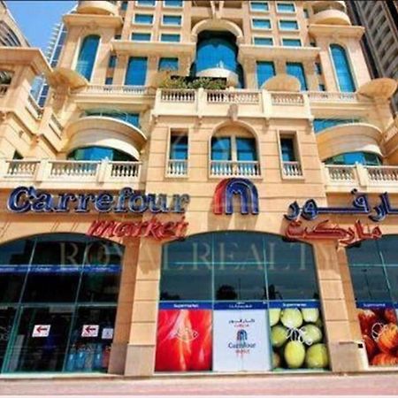 Nice Single Rooms For "Girls" Only In Dubai, Marina Dış mekan fotoğraf