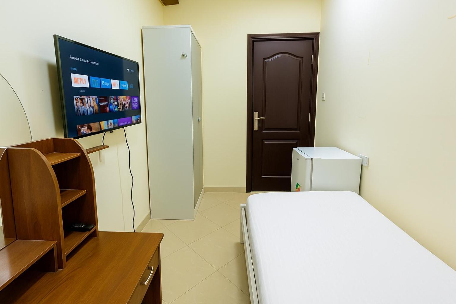 Nice Single Rooms For "Girls" Only In Dubai, Marina Dış mekan fotoğraf